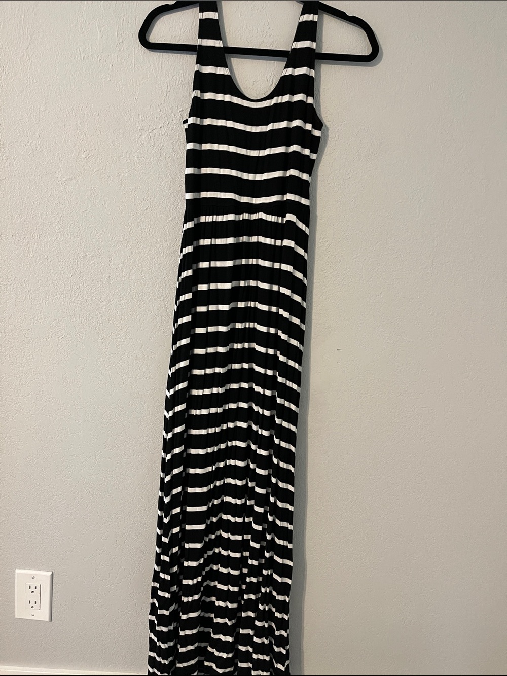 SO Black and White Striped Maxi Dress - Scoop Neck Size S
